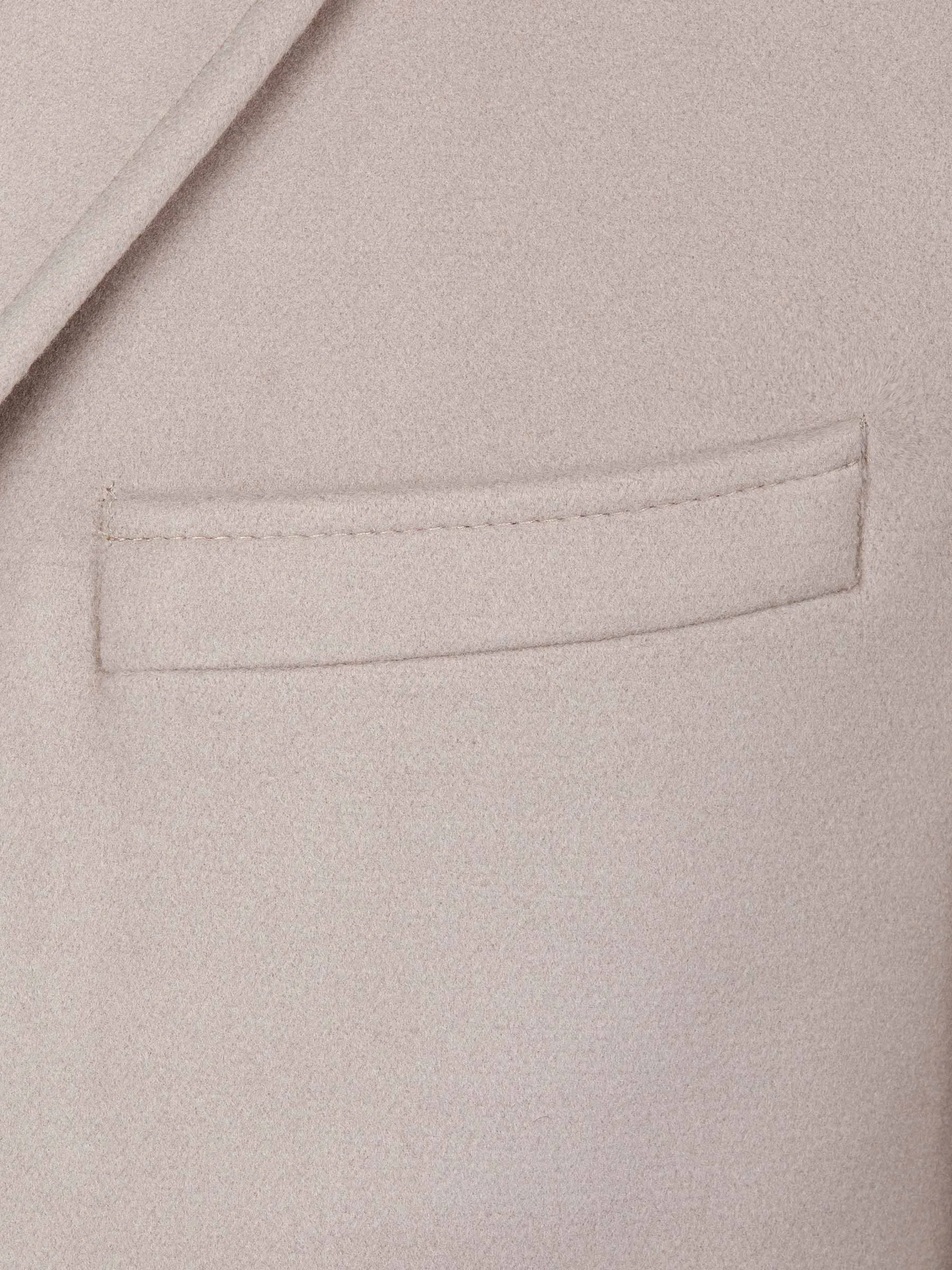Camelot Slide Pocket Beige Trenchcoat
