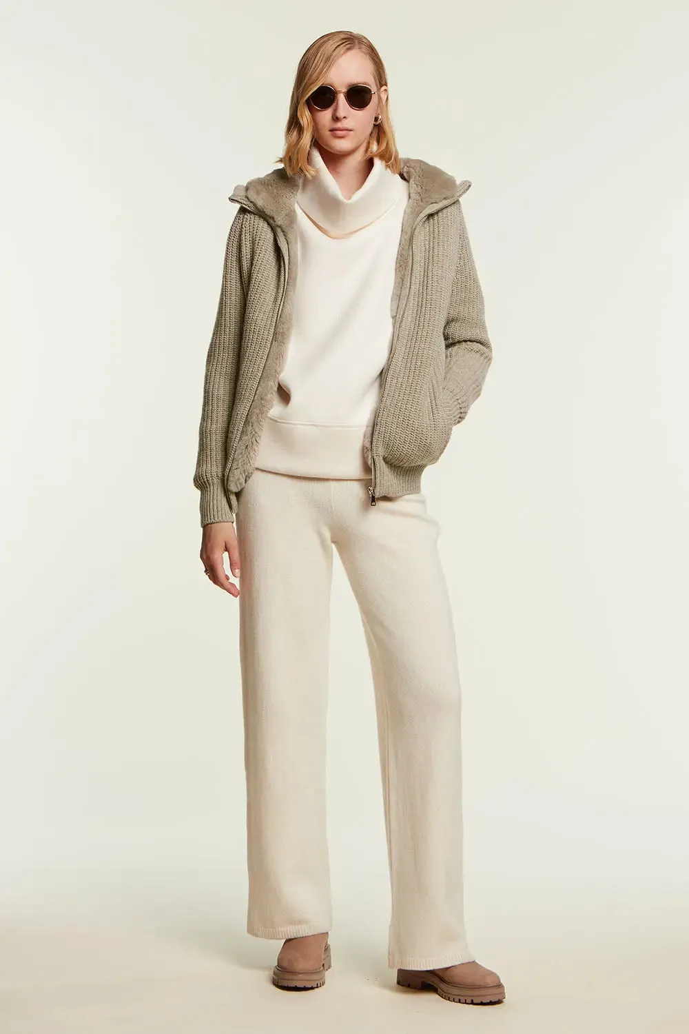 Knitted bomber jacket with fur