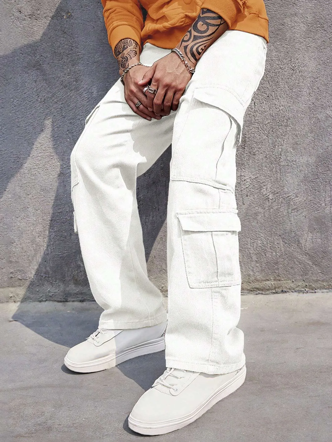 Manfinity EMRG Men Flap Pocket Side Cargo Jeans