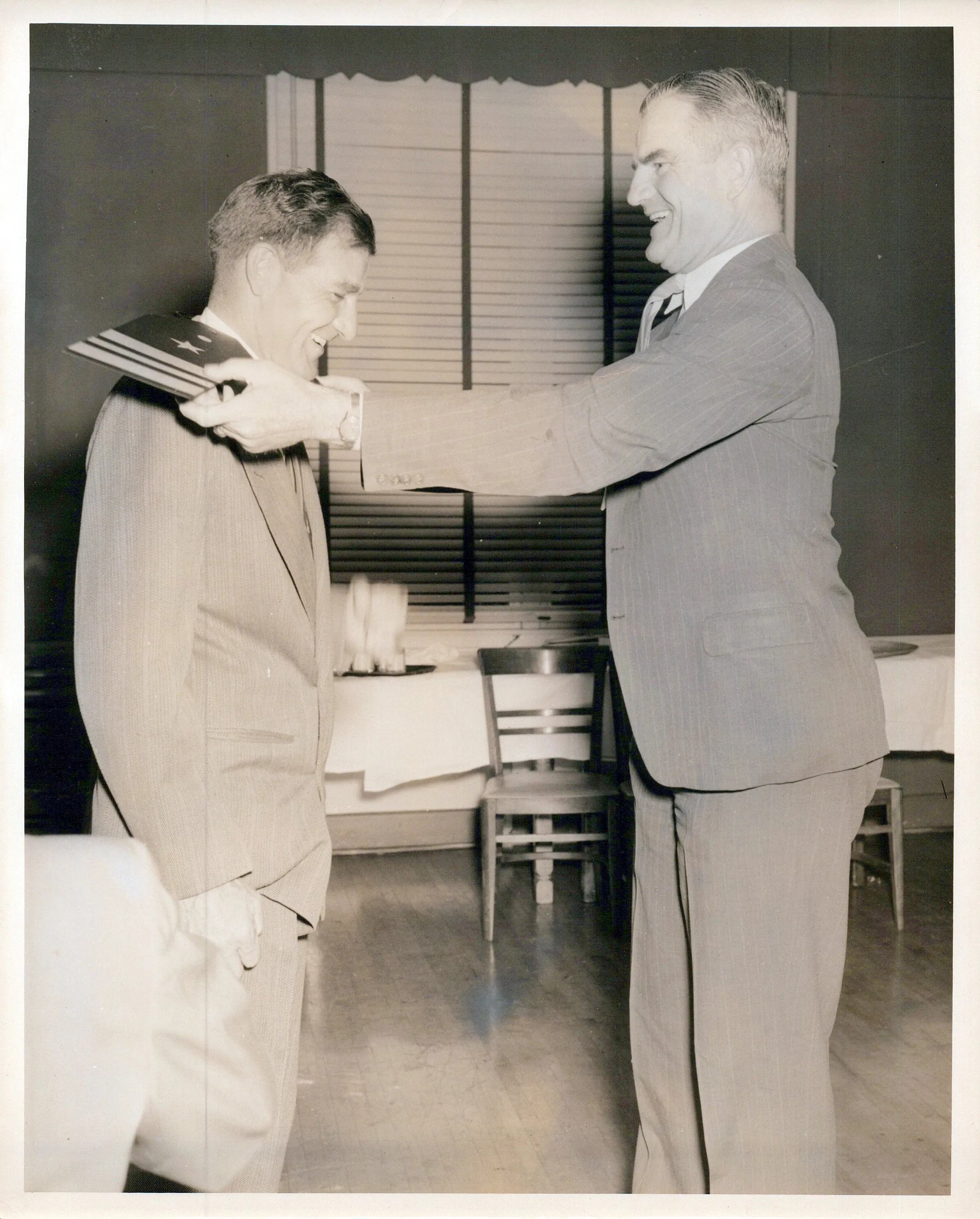 Original U.S. WWII Navy Cross Recipient Fighter Pilot Grouping for LtJG Paul Wahlstrom Who Sunk A Japanese Aircraft Carrier with Original Citation
