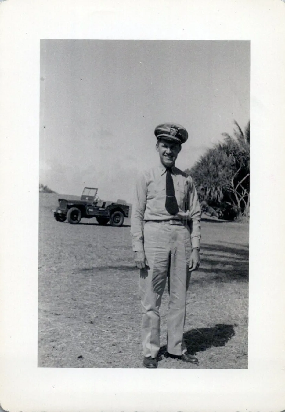 Original U.S. WWII Navy Cross Recipient Fighter Pilot Grouping for LtJG Paul Wahlstrom Who Sunk A Japanese Aircraft Carrier with Original Citation