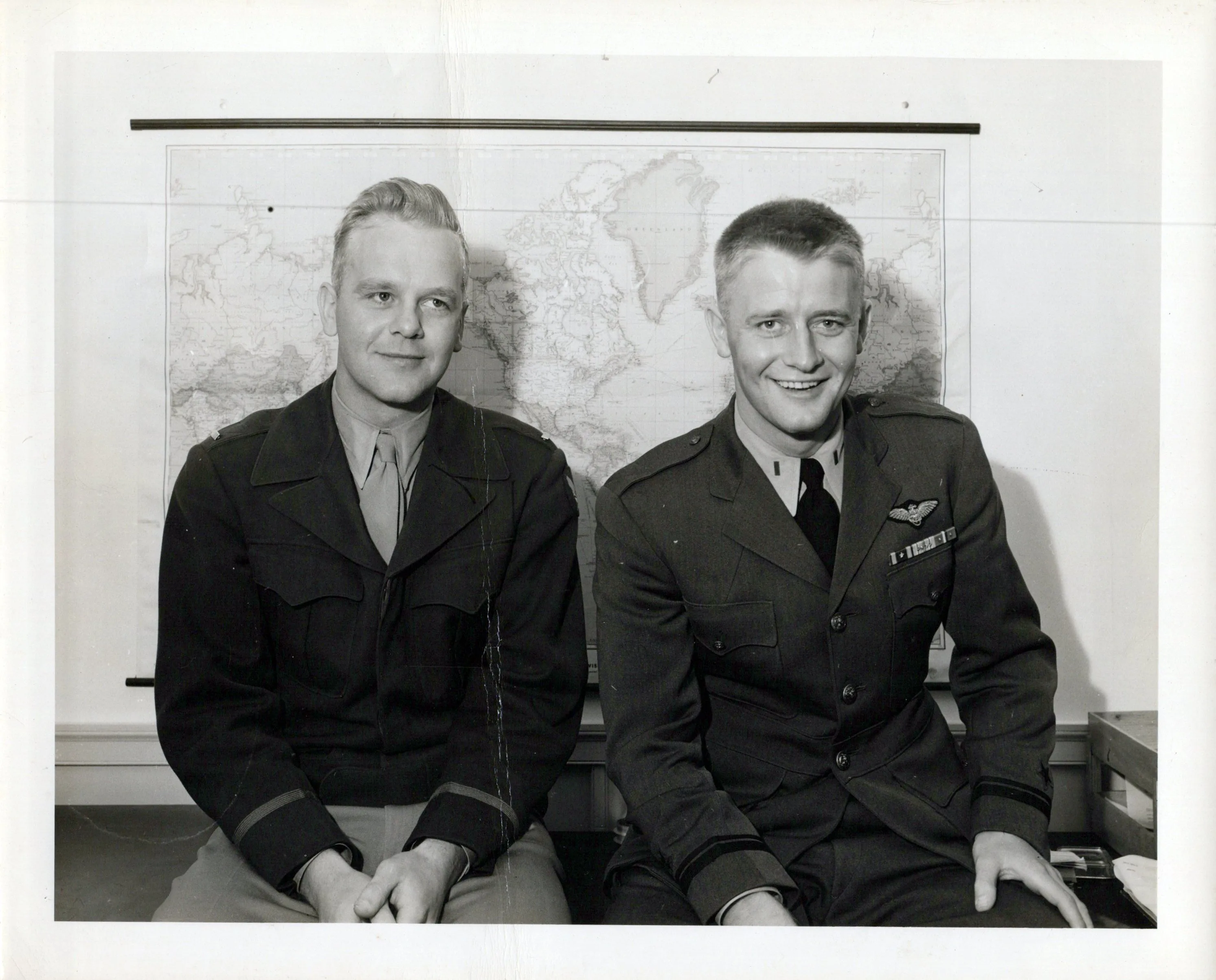 Original U.S. WWII Navy Cross Recipient Fighter Pilot Grouping for LtJG Paul Wahlstrom Who Sunk A Japanese Aircraft Carrier with Original Citation