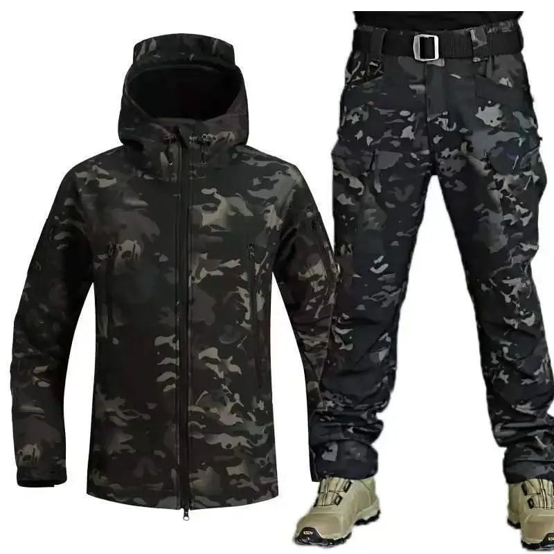 Outdoor Shark Haut Wärme Jacken Hosen Set Männer Tactical