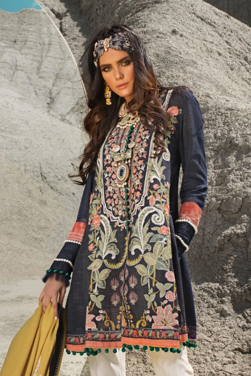 Sana Safinaz Winter Shawl Collection 2019 – 8B